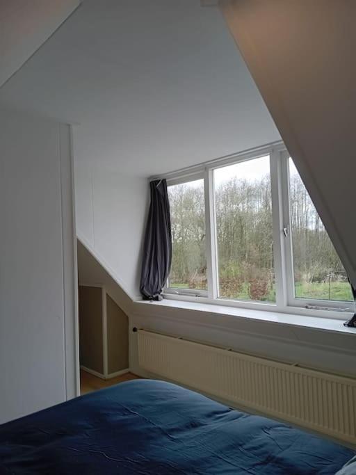 Ruim Huisje Op Een Prachtige Plek Hemrik Kültér fotó