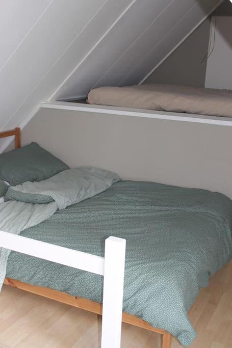 Ruim Huisje Op Een Prachtige Plek Hemrik Kültér fotó