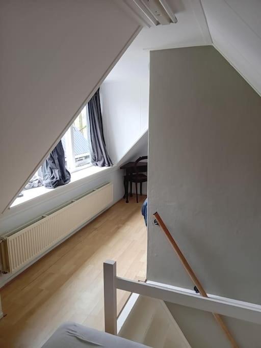 Ruim Huisje Op Een Prachtige Plek Hemrik Kültér fotó