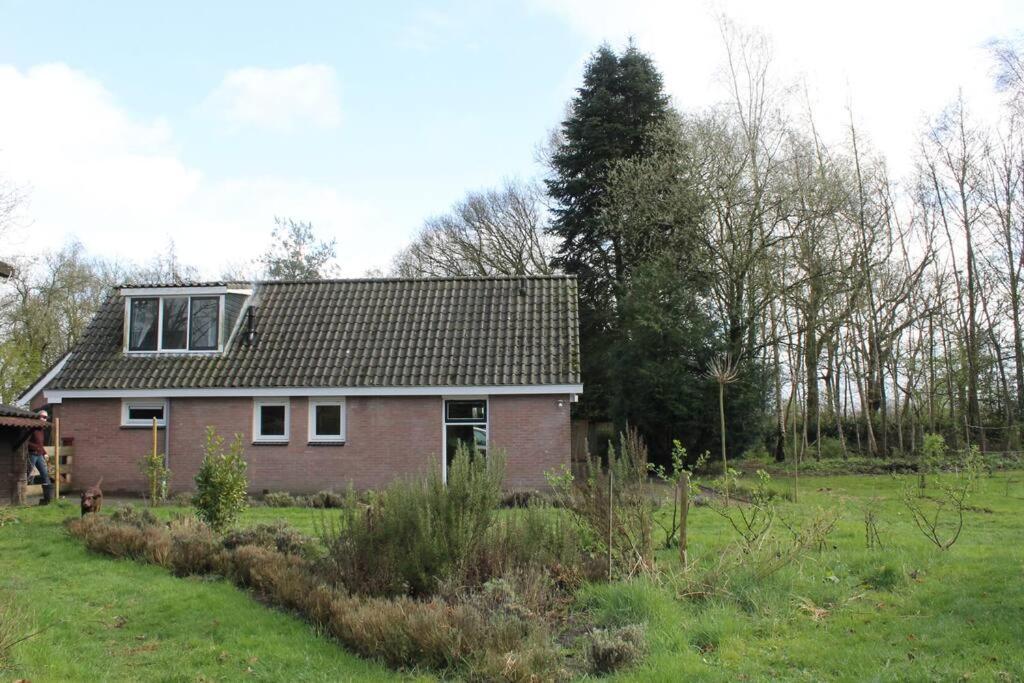 Ruim Huisje Op Een Prachtige Plek Hemrik Kültér fotó