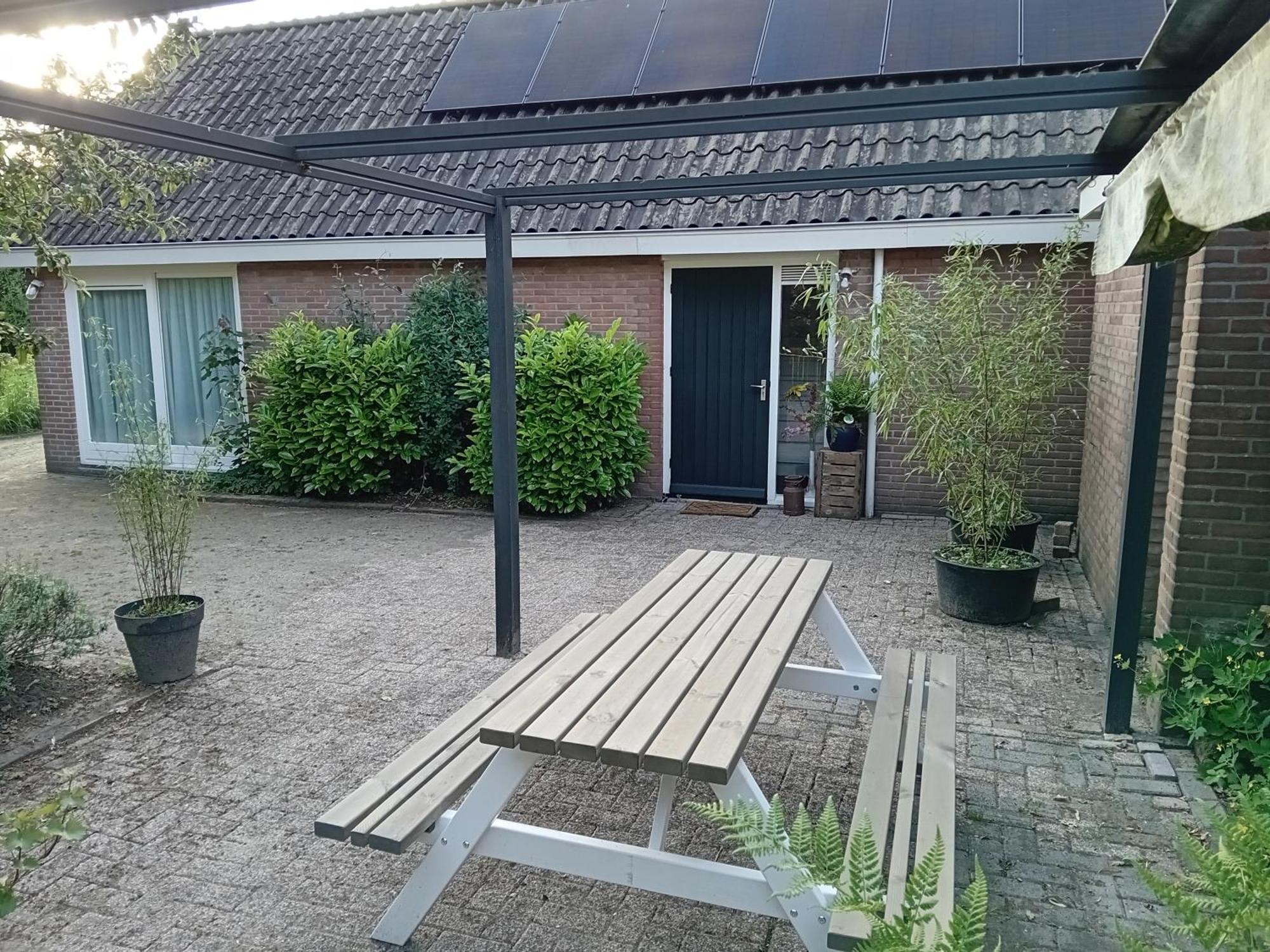 Ruim Huisje Op Een Prachtige Plek Hemrik Kültér fotó